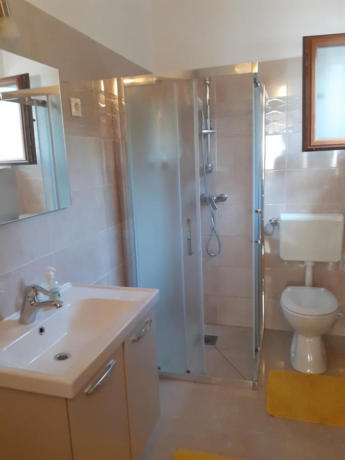 Apartman Paola Apartment Malinska Exterior photo