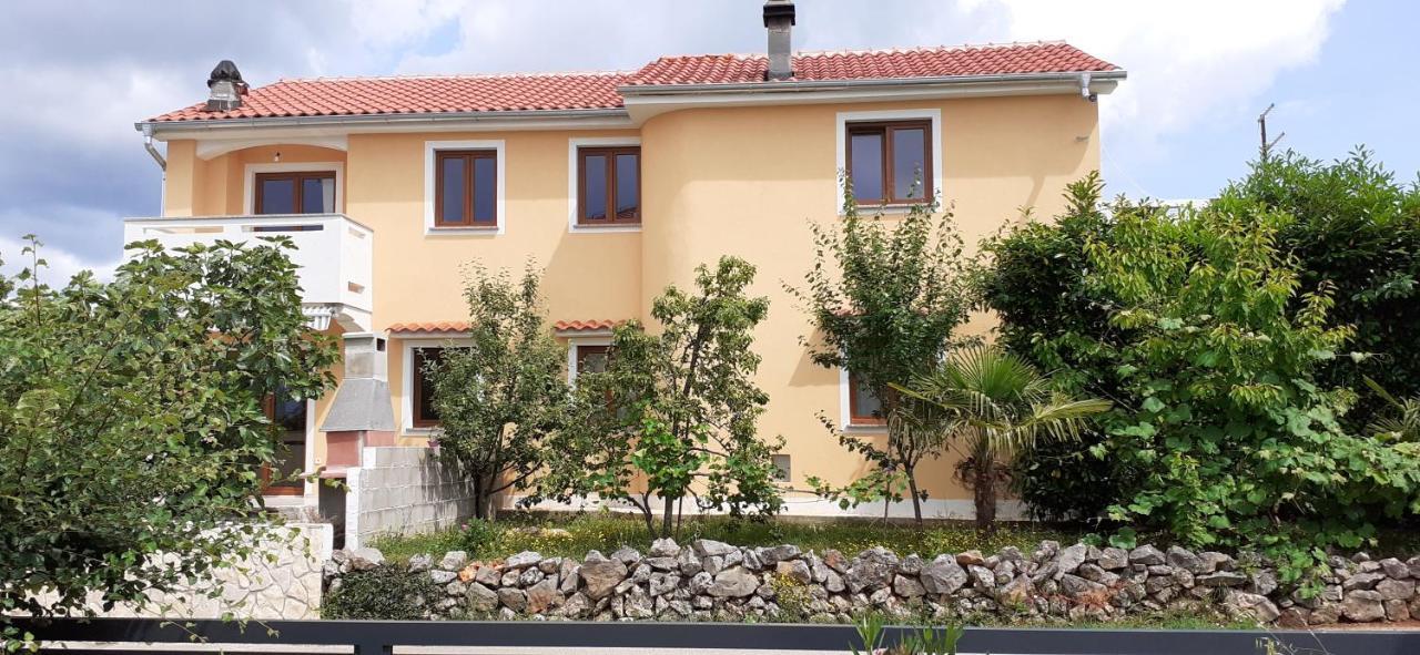 Apartman Paola Apartment Malinska Exterior photo