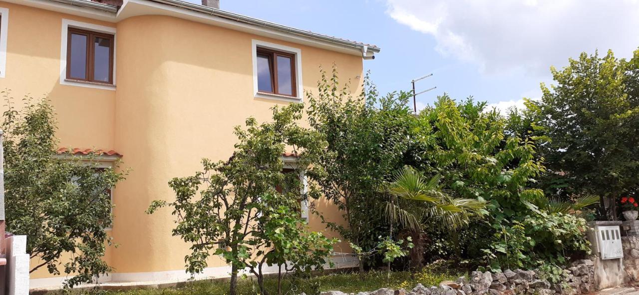 Apartman Paola Apartment Malinska Exterior photo